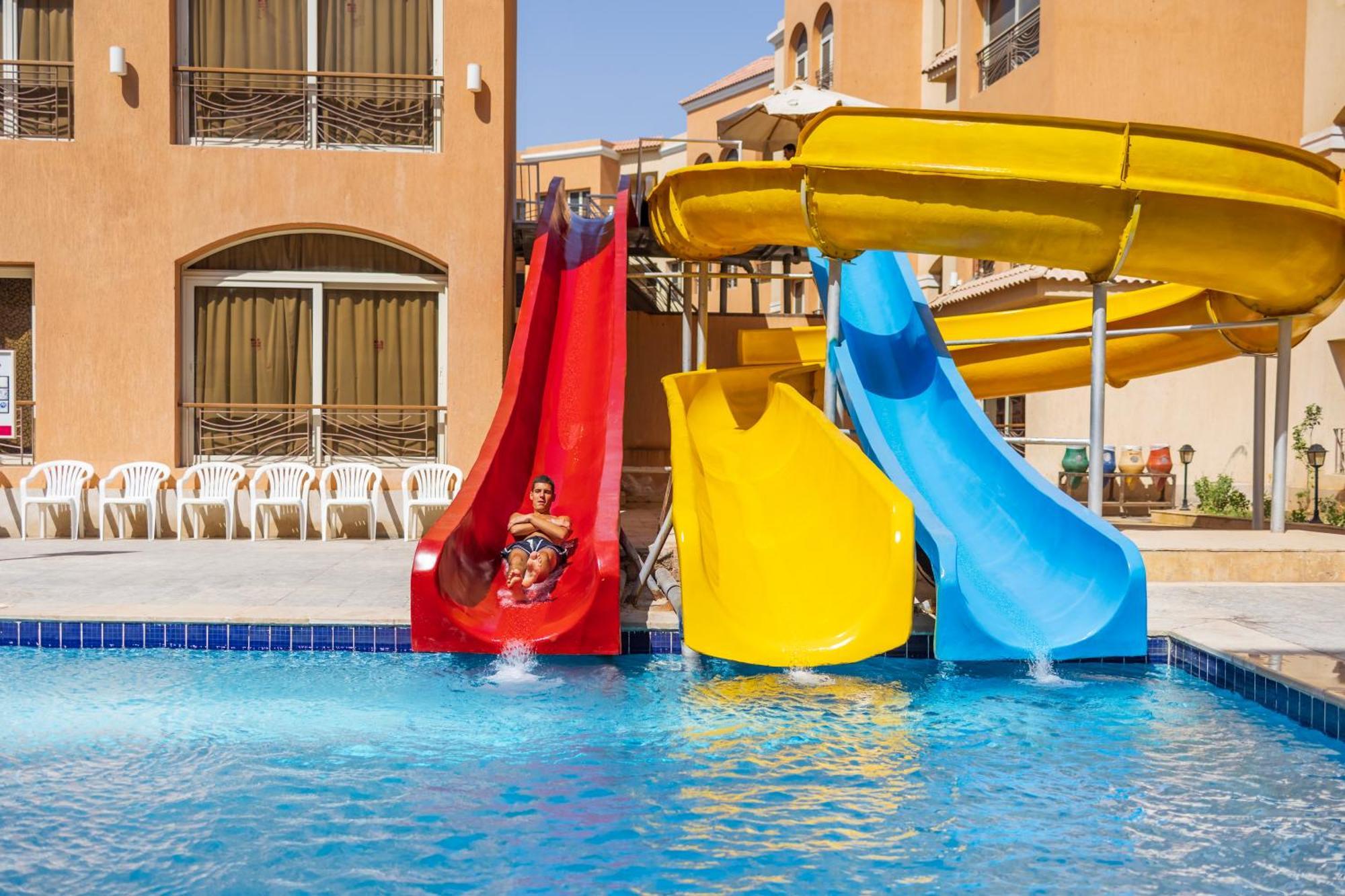La Rosa Boho Aqua Park Hotel Хургада Екстериор снимка